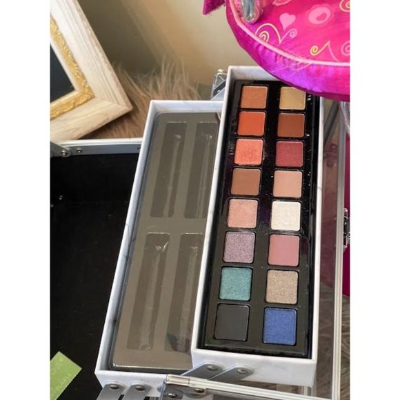 Make up Case Plastic-Perfect for Children/Teenagers - Picture 4 of 5